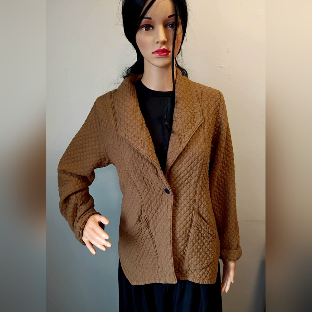 Elegant Brown Women's Quilted Blazer